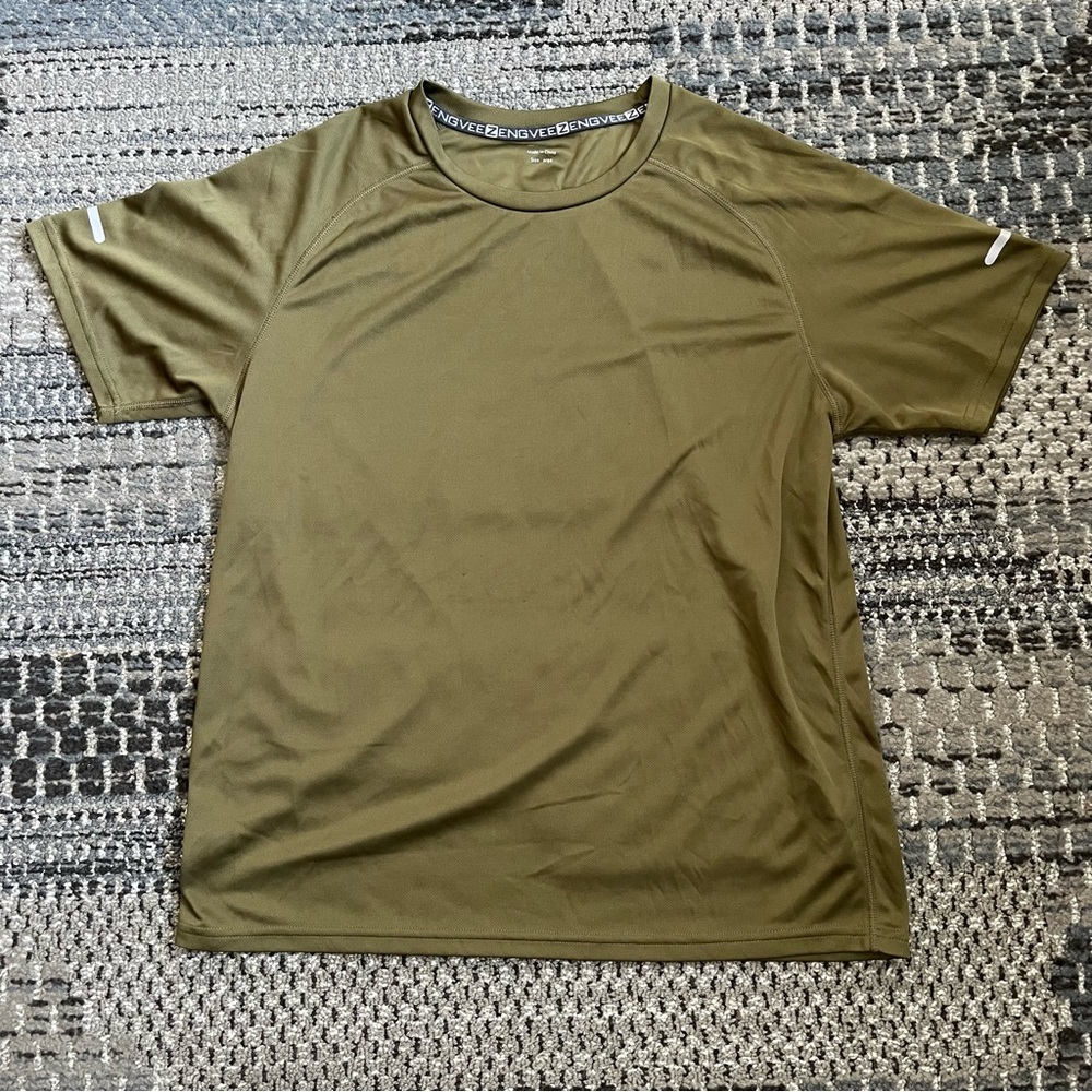 🫒 Men’s Zengvee Olive Green Athletic Short Sleeve Tee Shirt Size Large